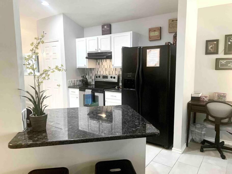 Modern Updates - Great Location - King Bed- Bmt San Antonio Esterno foto